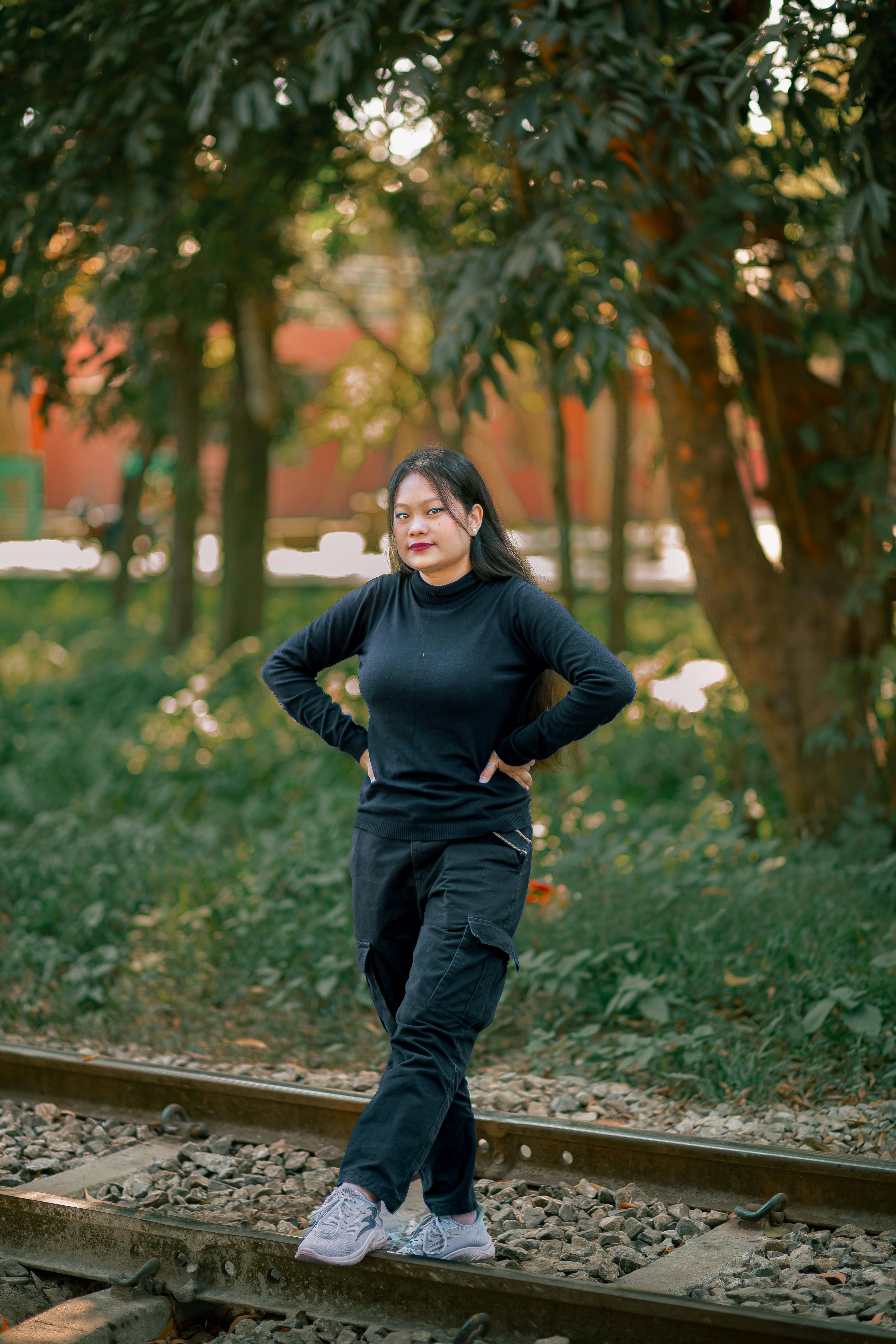 新片推荐：城市光影氛围照